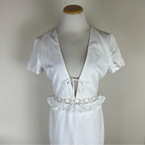 Privacy Please Clemente White Ruffled Midi Dress - Picture 3 of 7